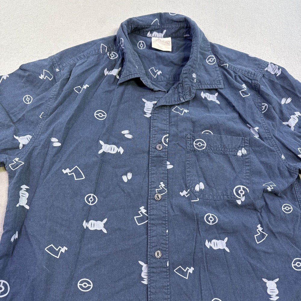 Pokémon Pikachu SHIRT MENS MEDIUMAll-Over Print L/S Button-Up Navy RARE